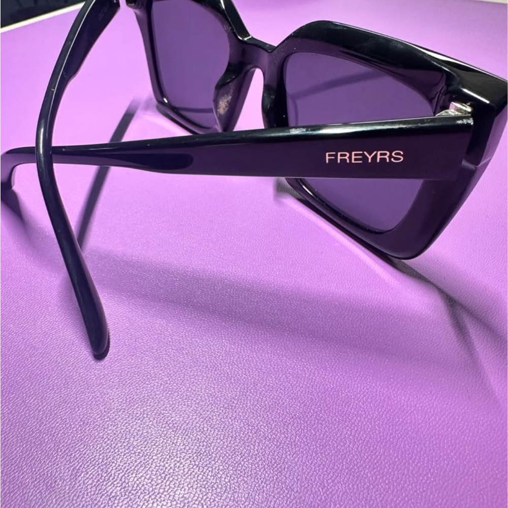 ✨ FREYRS “Coco” Sunnies ✨ - Picture 3 of 5